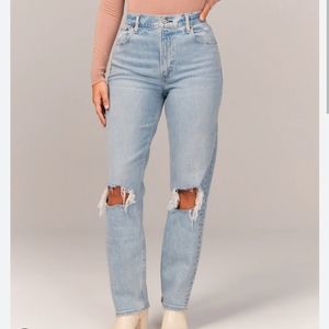 Abercrombie & Fitch Curve Love 90s Straight Ultra High Rise Jeans Size 29